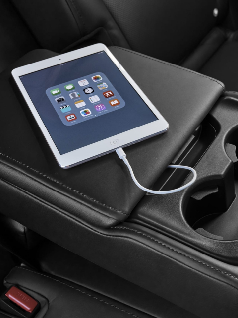 CENTER ARMREST STORAGE WITH USB